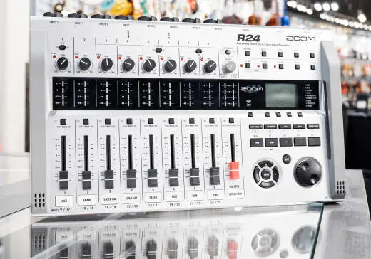 Zoom - R24 - SD Recorder/Interface/Controller